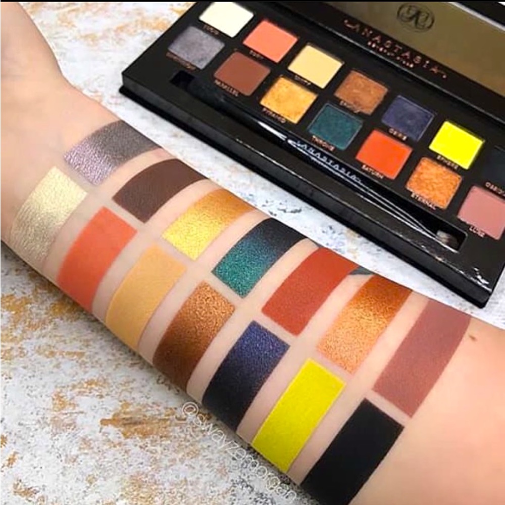 Anastasia Beverly Hills PRISM Palette (NIB)